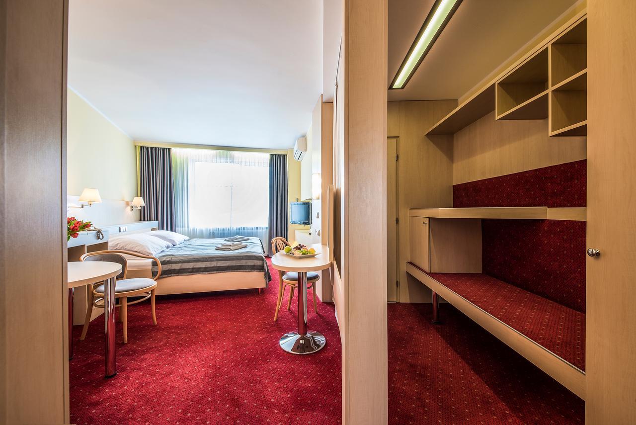Hotel Jana Пршеров Екстер'єр фото