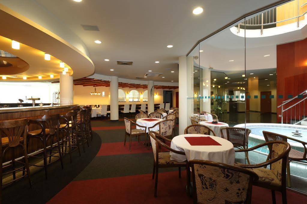 Hotel Jana Пршеров Екстер'єр фото