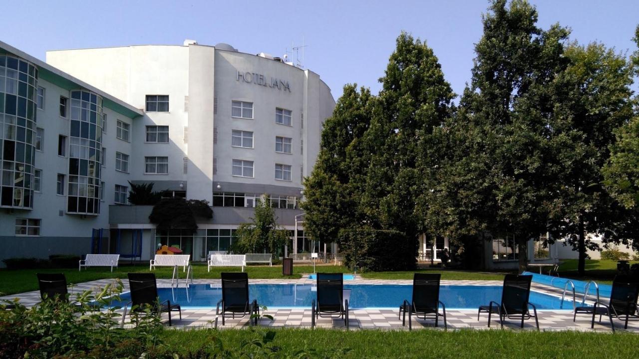 Hotel Jana Пршеров Екстер'єр фото